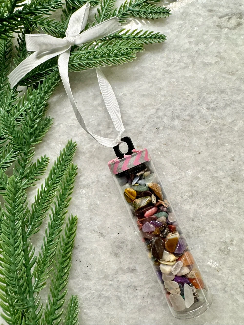 New Assorted Mini Natural Stone Gemstone & Crystal Hangable Christmas Ornament
